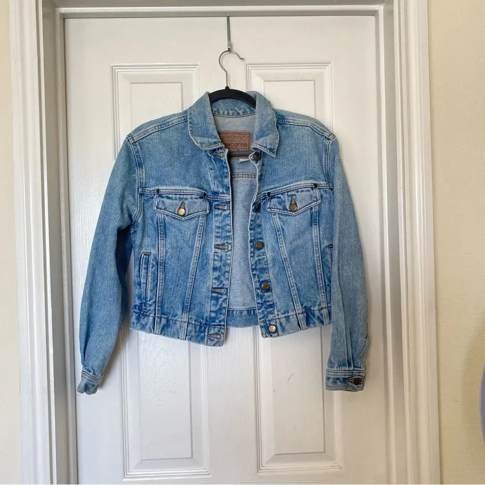 Vintage LIZ CLAIBORNE Light Wash Blue Jean Denim Jacket Size Small - Picture 6 of 7